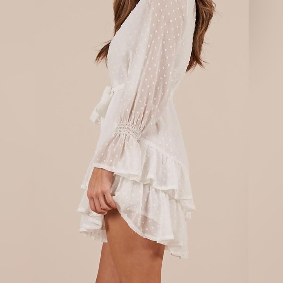 COULD YOU TELL DRESS IN WHITE - Picture 4 of 11